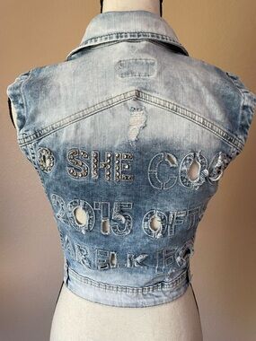 Light Blue wash Distressed cutouts rhinestones unique cropped Denim Vest XS/S
